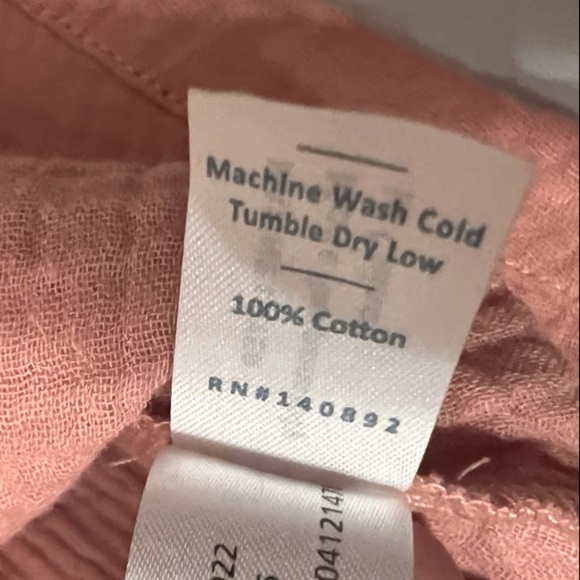 Marine Layer Cotton Gauzy Crinkled Flutter Sleeve Cami in Rosette NWT Medium - Picture 7 of 8